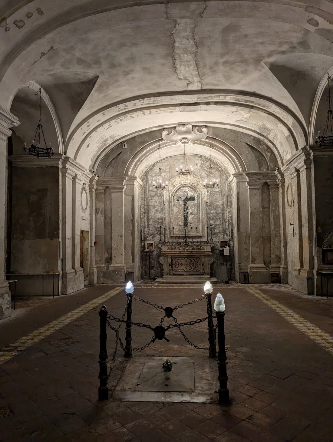 Complesso Museale Santa Maria delle Anime del Purgatorio ad Arco、ナポリ
