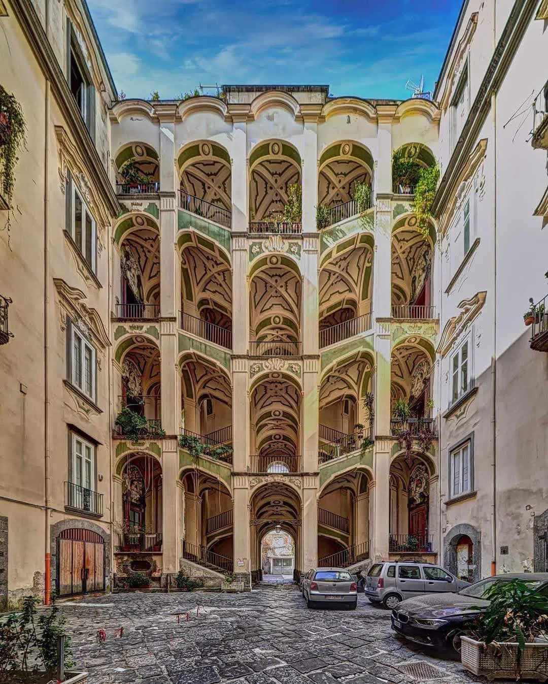 Palazzo dello Spagnolo、ナポリ