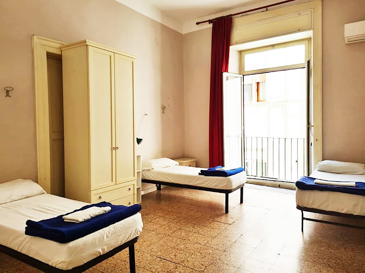 6 Small Rooms — photo 2