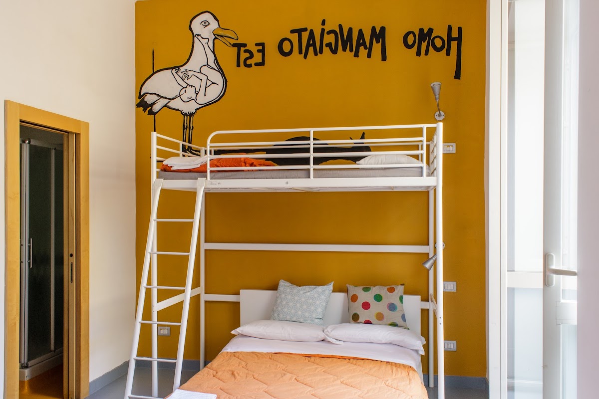 La Controra Hostel, Naples