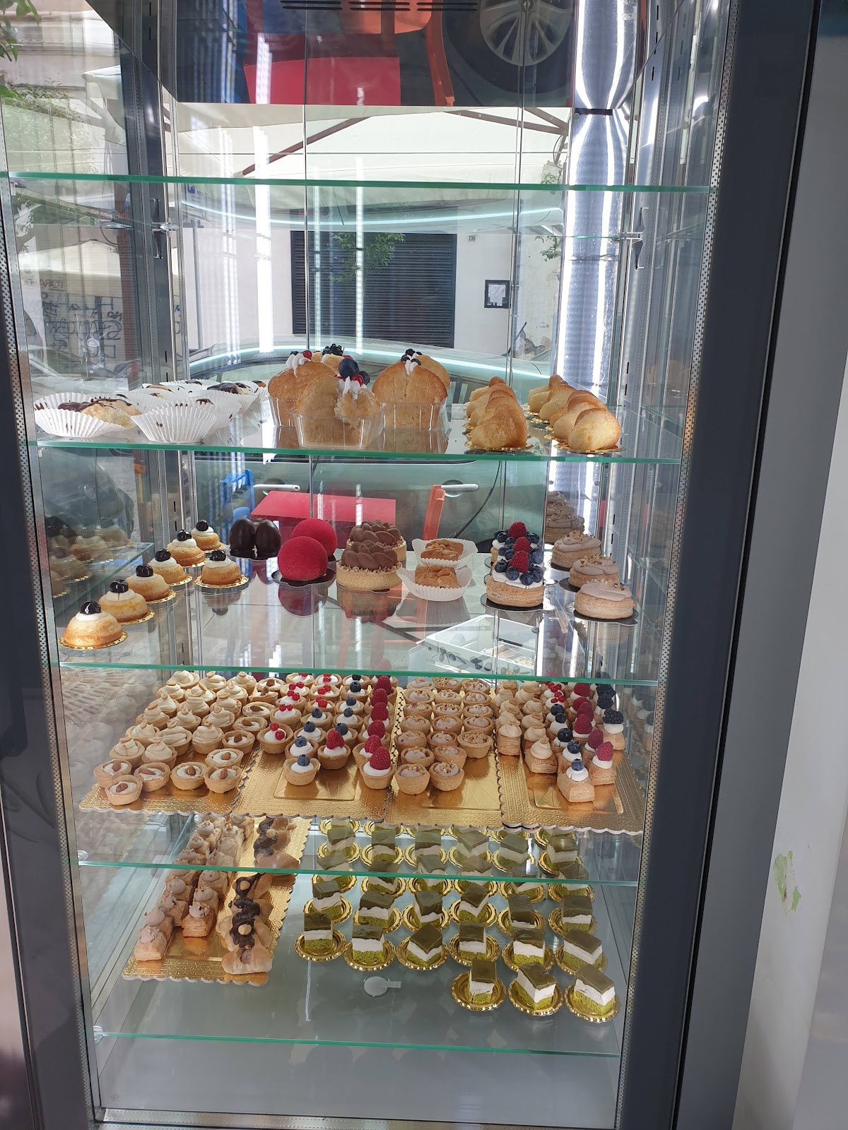 Sbuccia e Bevi Vegan House, Naples